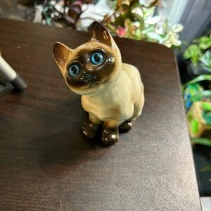 Adorable Siamese Cat Figurine - Brown and Cream - 6” tall